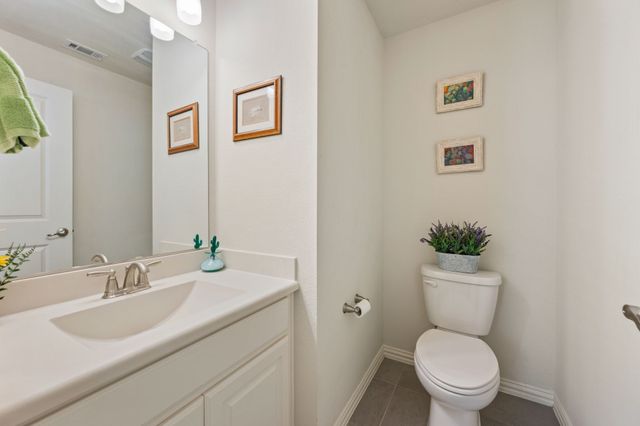 1223 Canyon, Grapevine, TX 76051