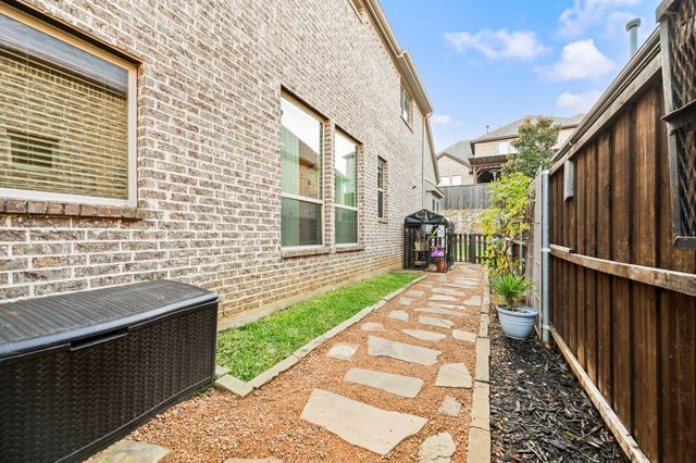 1223 Canyon, Grapevine, TX 76051