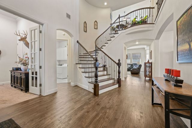 1223 Canyon, Grapevine, TX 76051