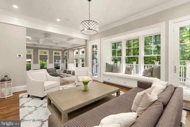 8819 CHALON DR, Bethesda, MD 20817