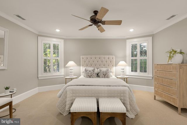 8819 CHALON DR, Bethesda, MD 20817