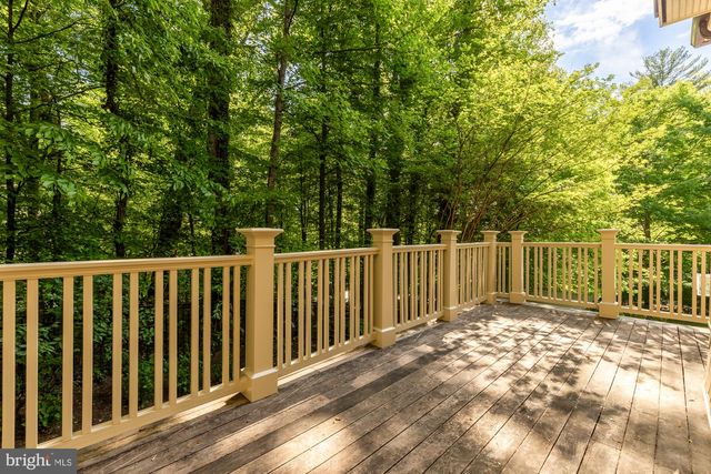 8819 CHALON DR, Bethesda, MD 20817