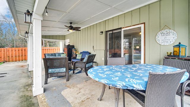 5821 W 250 N, La Porte, IN 46350