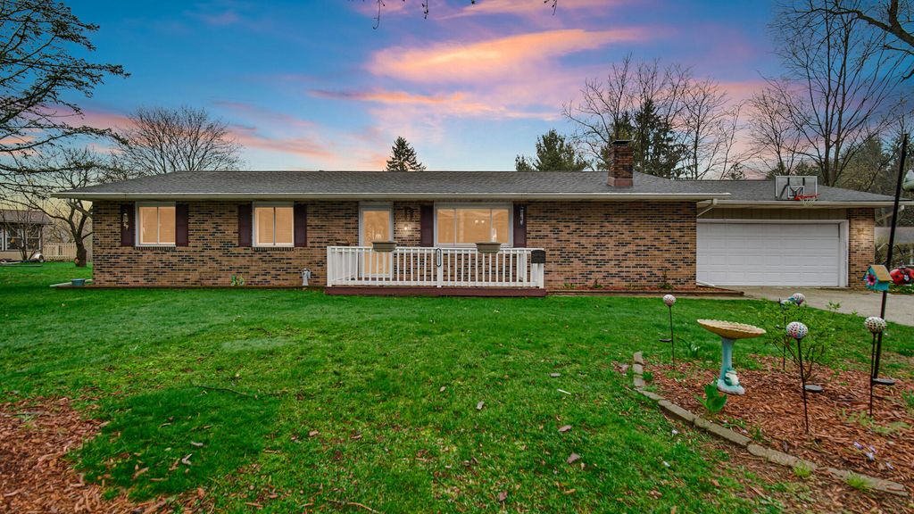 5821 W 250 N, La Porte, IN 46350