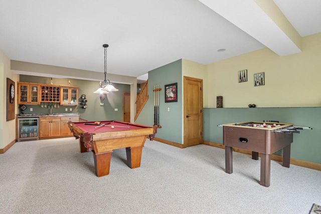 W287N990 Bedouin COURT, Waukesha, WI 53188
