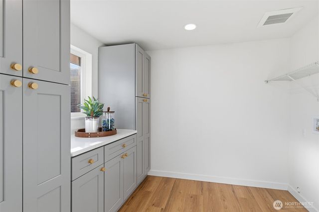 8505 Bridgeport Way SW, Lakewood, WA 98499