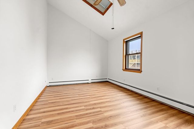 34 Whitby St 34, Boston, MA 02128