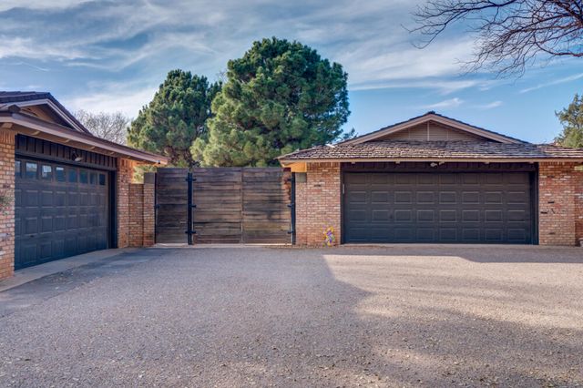 1904 Vicksburg Avenue, Lubbock, TX 79407