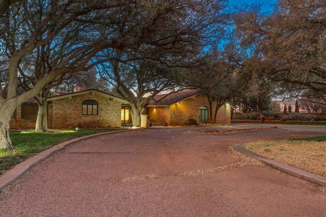 1904 Vicksburg Avenue, Lubbock, TX 79407