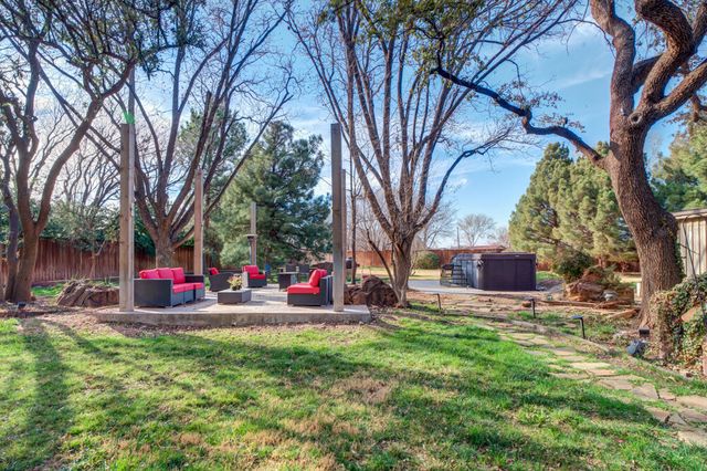 1904 Vicksburg Avenue, Lubbock, TX 79407