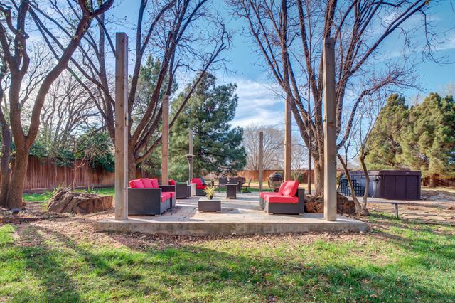 1904 Vicksburg Avenue, Lubbock, TX 79407