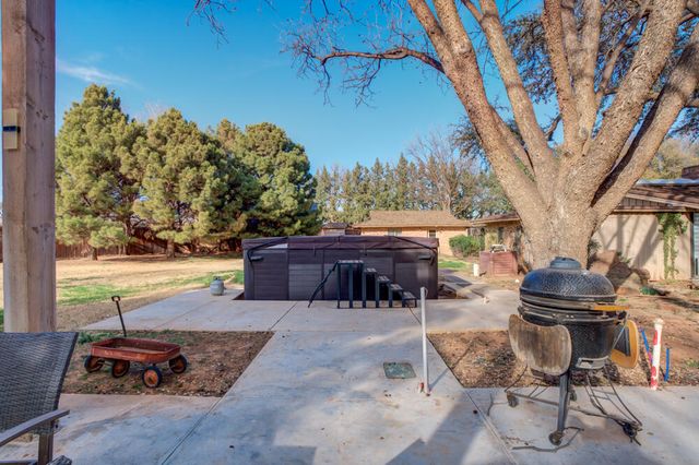 1904 Vicksburg Avenue, Lubbock, TX 79407
