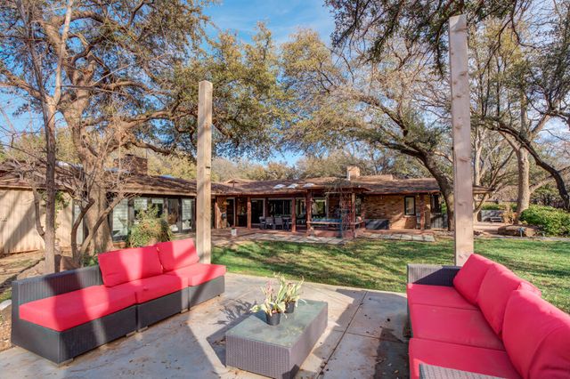 1904 Vicksburg Avenue, Lubbock, TX 79407