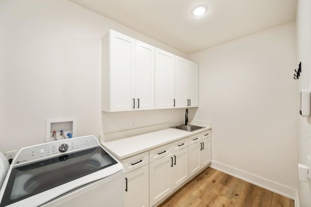 733 TIFFANY NICOLE LN, Lexington, TN 38351