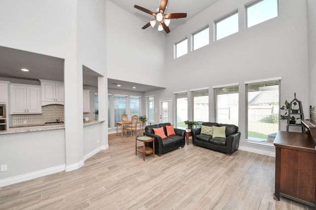 9023 Emerald Cane Drive, Missouri City, TX 77459