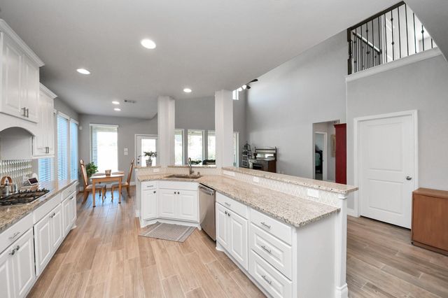 9023 Emerald Cane Drive, Missouri City, TX 77459