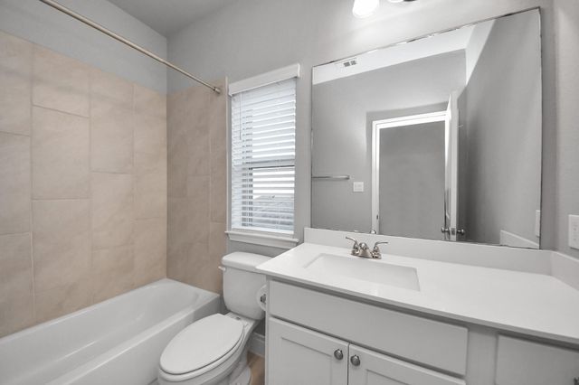 9023 Emerald Cane Drive, Missouri City, TX 77459
