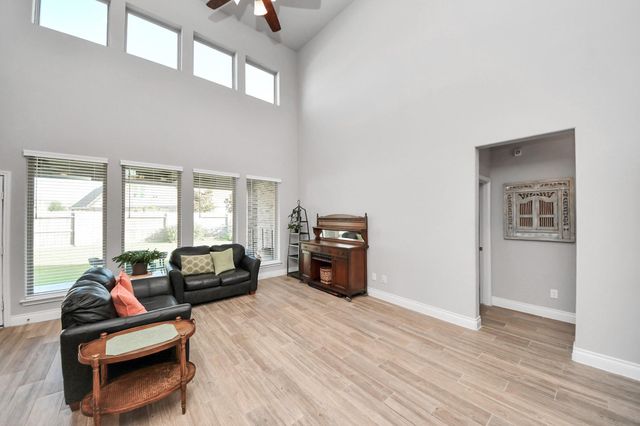 9023 Emerald Cane Drive, Missouri City, TX 77459