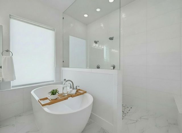 904 Arundel RD, Lakeway, TX 78738