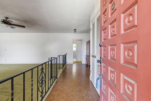 501 W Durham Ferry Rd, Tracy, CA 95304