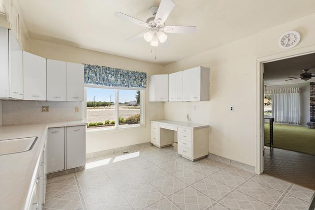 501 W Durham Ferry Rd, Tracy, CA 95304