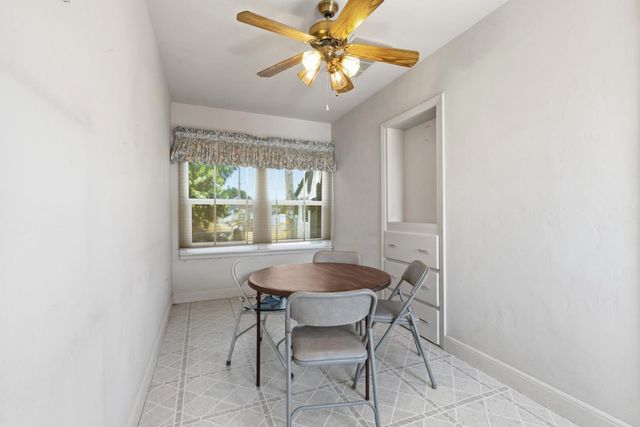 501 W Durham Ferry Rd, Tracy, CA 95304