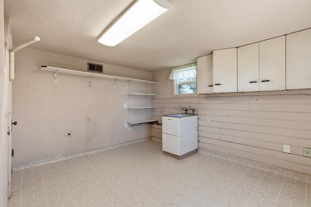 501 W Durham Ferry Rd, Tracy, CA 95304