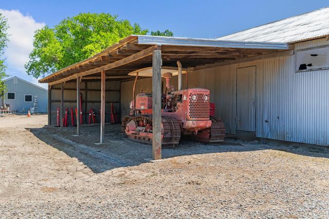 501 W Durham Ferry Rd, Tracy, CA 95304
