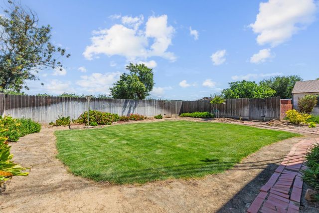 501 W Durham Ferry Rd, Tracy, CA 95304