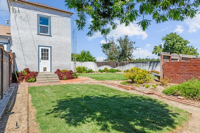 501 W Durham Ferry Rd, Tracy, CA 95304