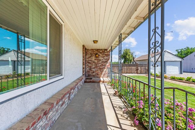 501 W Durham Ferry Rd, Tracy, CA 95304