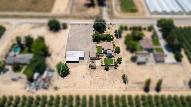 501 W Durham Ferry Rd, Tracy, CA 95304