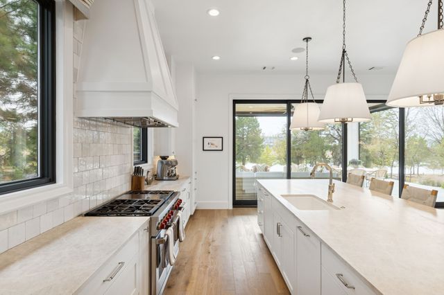 13920 Waterside Drive, Malakoff, TX 75148