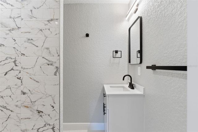 113 145TH AVENUE E 1, Madeira Beach, FL 33708