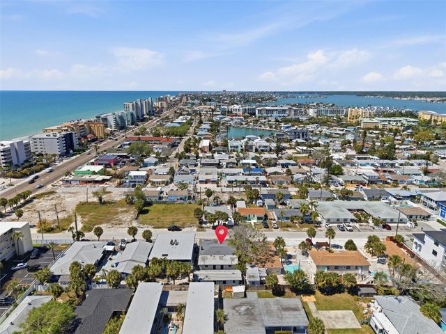 113 145TH AVENUE E 1, Madeira Beach, FL 33708