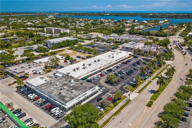 474 21st Street, Vero Beach, FL 32960