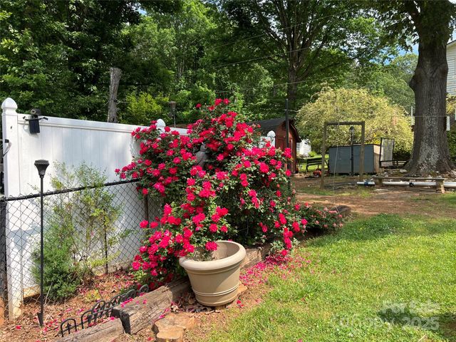 204 Aspen Drive, Gastonia, NC 28052