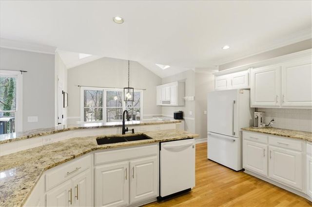 403 Braidwood NW Knoll, Acworth, GA 30101