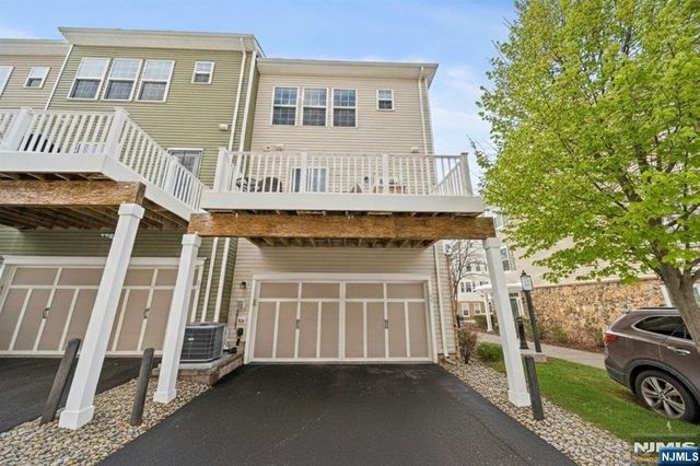 84 Truman Drive 2801, Wood Ridge, NJ 07075