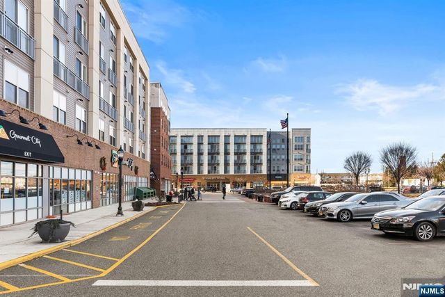 84 Truman Drive 2801, Wood Ridge, NJ 07075