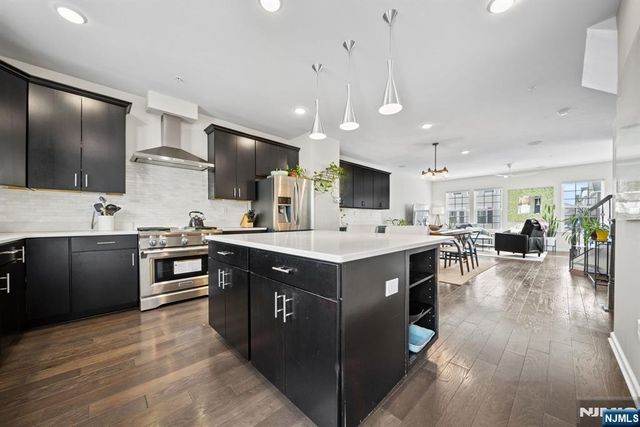 84 Truman Drive 2801, Wood Ridge, NJ 07075