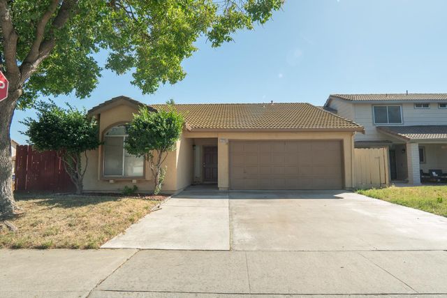 3320 Waynesboro Ct, Ceres, CA 95307