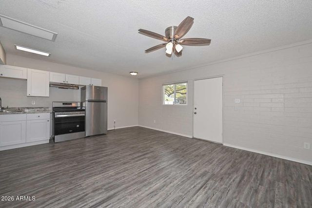 730 E SIESTA Drive 1, Phoenix, AZ 85042
