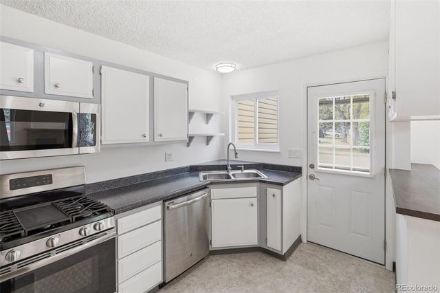 1719 S Lee Street D, Lakewood, CO 80232