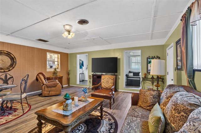 1500 AVENUE G NE, Winter Haven, FL 33881