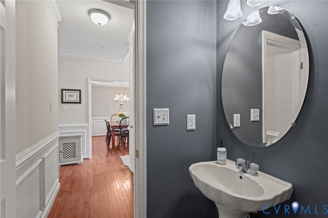 8397 Windsor Dr, Mechanicsville, VA 23111