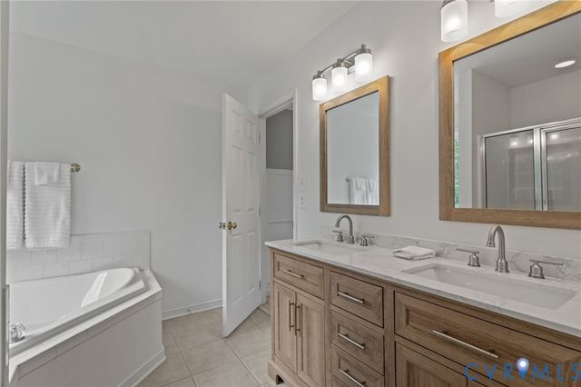 8397 Windsor Dr, Mechanicsville, VA 23111