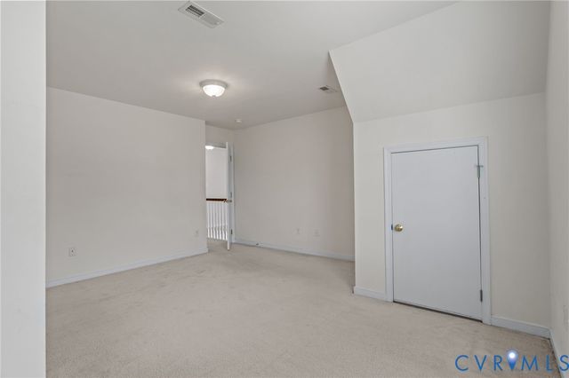 8397 Windsor Dr, Mechanicsville, VA 23111