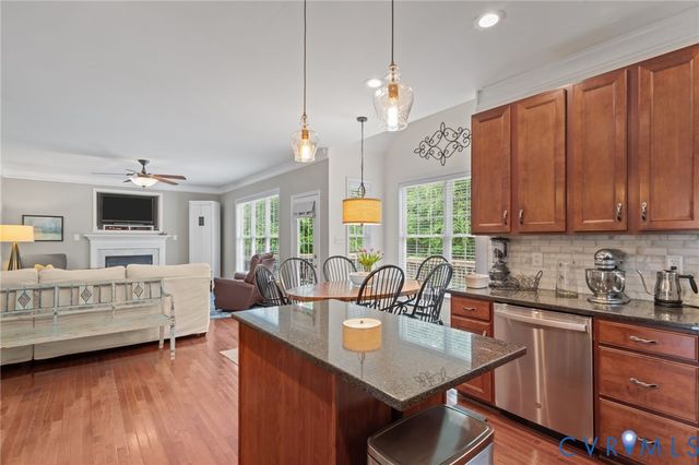 8397 Windsor Dr, Mechanicsville, VA 23111