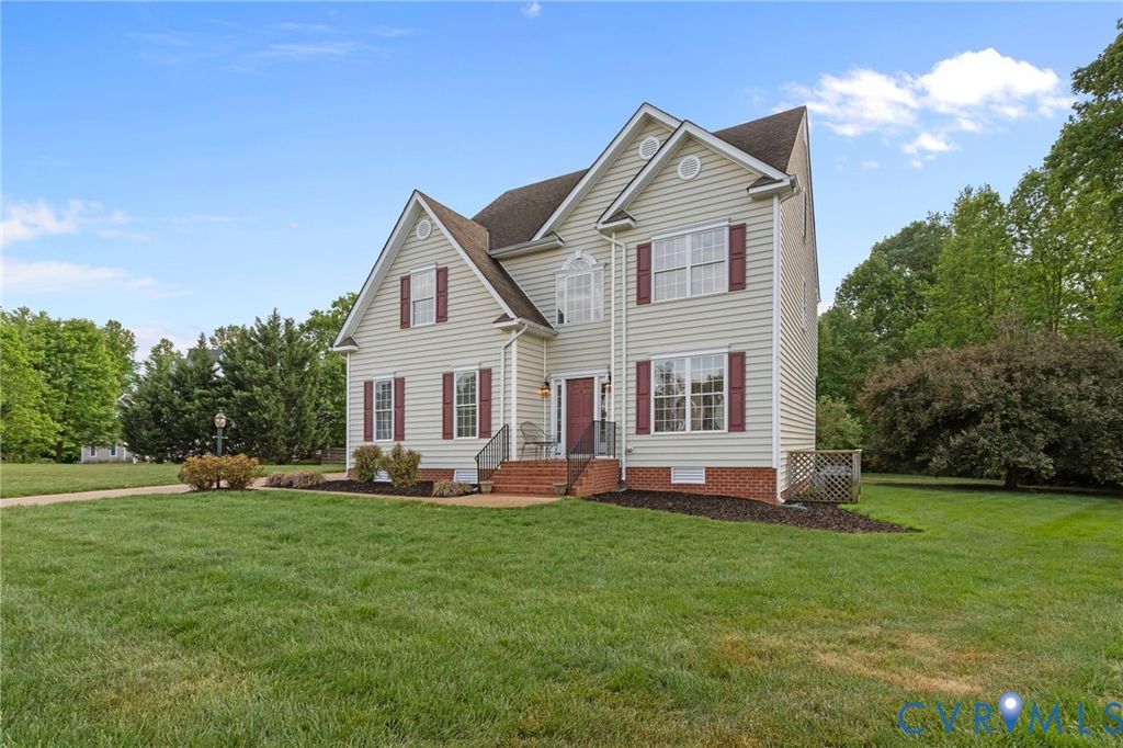 8397 Windsor Dr, Mechanicsville, VA 23111